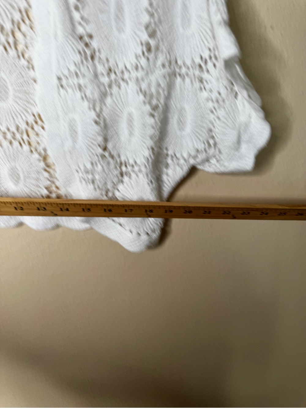House of Harlow 1960 White Crochet Crop Bolero Shrug One Size Boho Festival - Picture 6 of 7